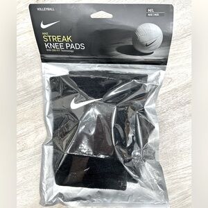 Like new Nike Streak Knee Pads with Dri Fit Tech 1 pair Black Volleyball M/L